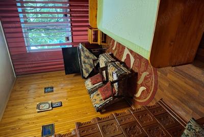 Apartament cu 3 camere decomandat în Roznov - 6