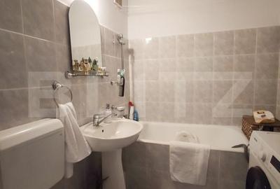 Apartament cu 2 camere decomandat în Micro 16 - 13