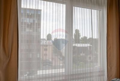 Apartament cu 3 camere decomandat, mobilat în Rahova - 10