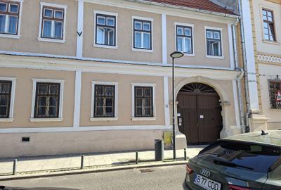 Spațiu comercial, de 30 mp, în Ultracentral