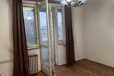 Apartament cu 3 camere în Grivița
