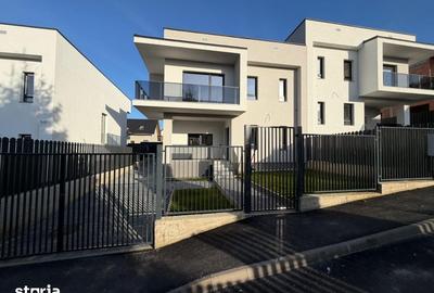 Casă cu 4 camere cu Teren 375 Mp în Apahida