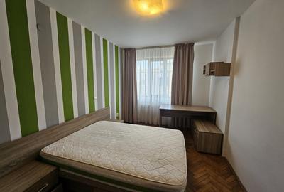 Apartament cu 3 camere decomandat, mobilat în Central - 4