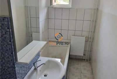 Apartament cu 2 camere decomandat în Dâmbovița