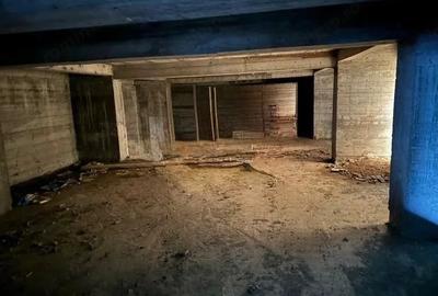 Casă cu 26 camere cu Teren 1408 Mp în Lacul Morii