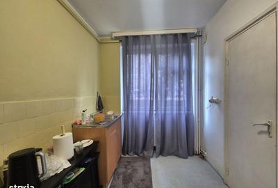 Apartament cu 2 camere semidecomandat în Calea București