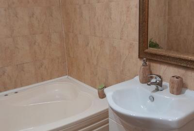 Casă individuală cu 5 camere cu Teren 295 Mp în Ceangăi - 1
