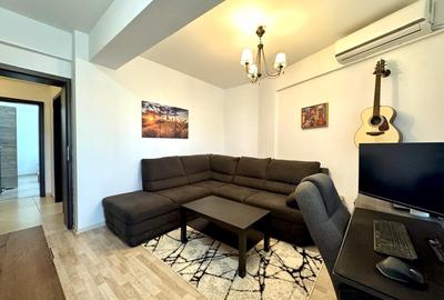 Apartament cu 2 camere decomandat în Nicolina
