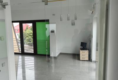 Casă cu 6 camere cu Canalizare în Băneasa - 8