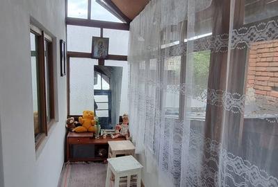 Casă cu 5 camere cu Teren 1500 Mp în Domnești - 11