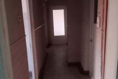 Apartament cu 3 camere decomandat în Central - 1