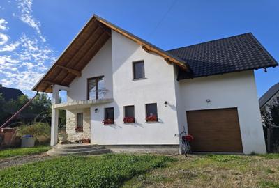 Casă cu 4 camere în Volovăț