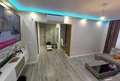 Apartament cu 4 camere decomandat, mobilat în E3