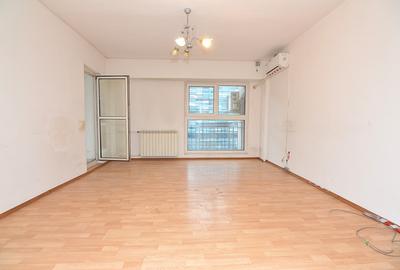 Apartament cu 4 camere decomandat în Victoriei - 4