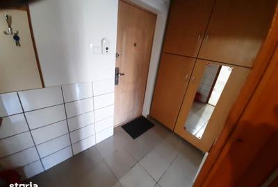 Garsonieră decomandată în Micro 14 - 11