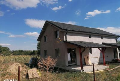 Casă cu 3 camere cu Teren 200 Mp în Sânandrei