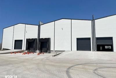 Spațiu comercial, de 1,800 mp, în Nord - 4