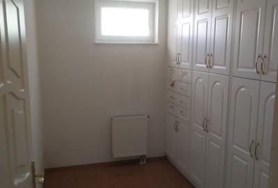 Casă individuală cu 3 camere cu Canalizare în Dealuri Oradea - 13