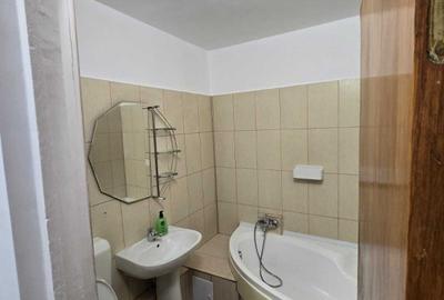 Garsonieră decomandată în Tineretului