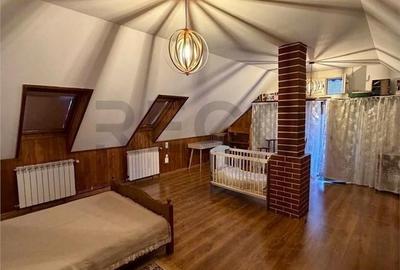 Casă cu 3 camere cu Teren 297 Mp în Central