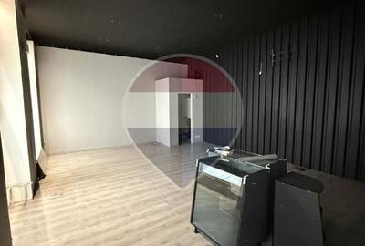 Spațiu comercial, de 150 mp, în Central