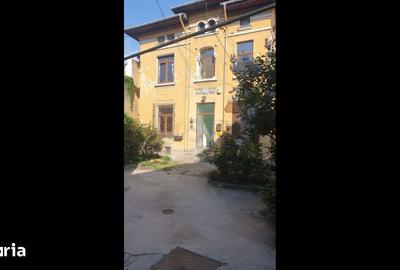 Apartament cu 2 camere semidecomandat în Iancului