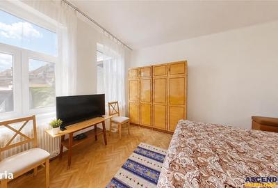 Casă cu 3 camere în Central