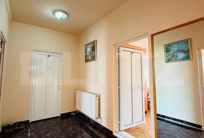 Casă cu 9 camere cu Teren 868 Mp în Micro 1 - 5