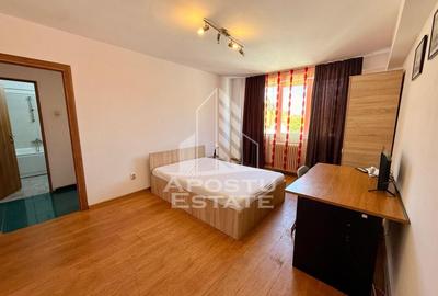 Apartament cu 3 camere semidecomandat, mobilat în Central - 3