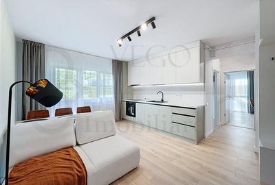 Apartament cu 2 camere semidecomandat, mobilat în Florești