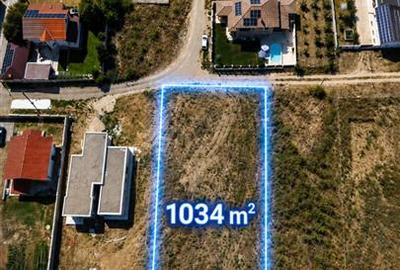 Teren intravilan de 1034 mp, în Paleu