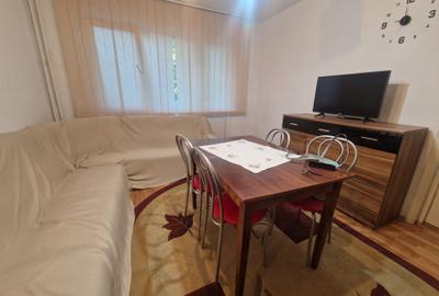 Apartament cu 2 camere semidecomandat în Medicină