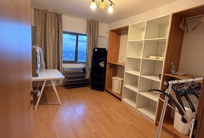 Apartament cu 3 camere în Doamna Ghica