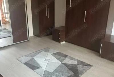 Garsonieră decomandată în Eremia