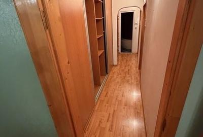Apartament cu 3 camere în Orizont