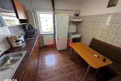 Apartament cu 3 camere decomandat în Tineretului - 3