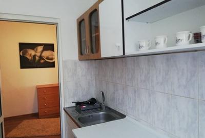 Apartament cu 2 camere decomandat în Ultracentral