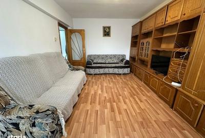 Apartament cu 2 camere decomandat în Viziru 1