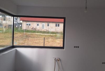 Casă individuală cu 5 camere cu Canalizare în Chinteni - 9