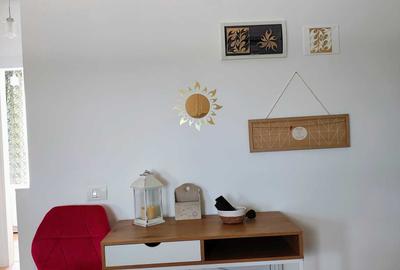 Apartament cu 2 camere semidecomandat în Tunari