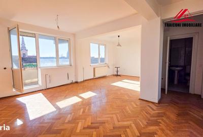Apartament cu 3 camere decomandat în Ultracentral