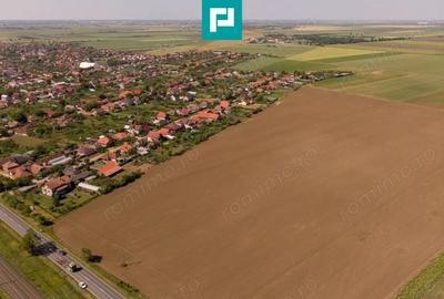 Teren de 28500 mp, în Șofronea - 3