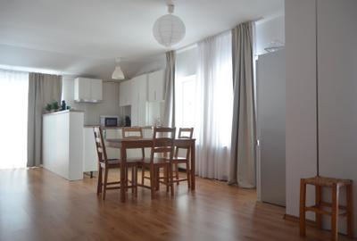 Apartament cu 3 camere decomandat, mobilat în Bușteni - 8