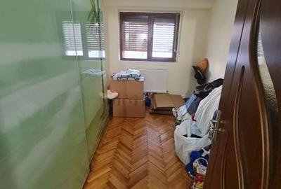 Apartament cu 4 camere decomandat în Țiglina 1 - 2