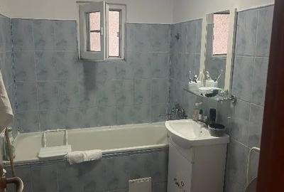 Apartament cu 3 camere decomandat în Buzaului - 1