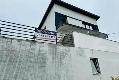 Casă cu 4 camere cu Garaj în Valea Adâncă - 1