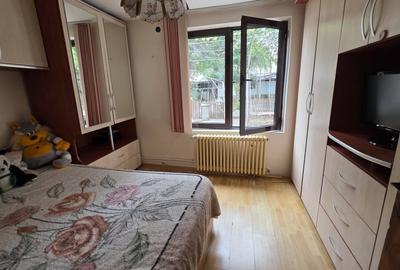 Casă individuală cu 6 camere cu Canalizare în Central - 11