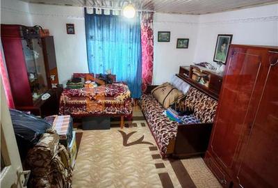 Casă individuală cu 5 camere cu Garaj în Vadu Pașii