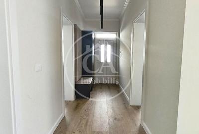 Casă cu 4 camere decomandat cu Teren 537 Mp în Sânmartin