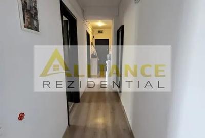 Apartament cu 3 camere decomandat în Central